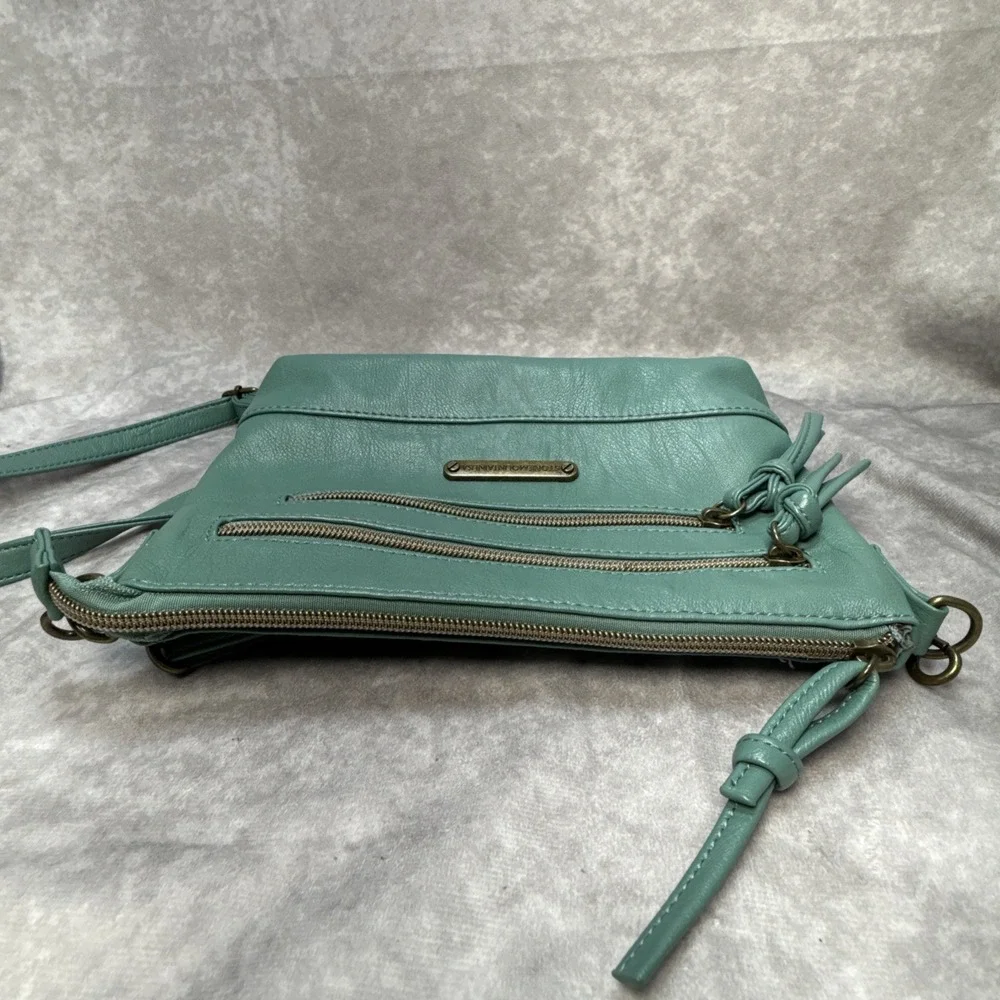 Stone Mountain USA Teal Real‎ Leather Crossbody Bag EUC